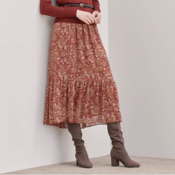 Uniqlo Women’s Joy of Print Chiffon Long Tiered Floral Red Skirt - Picture 2 of 6